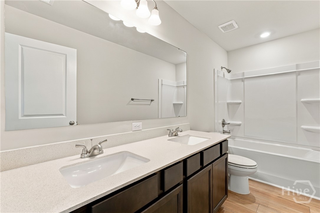 111 Daylily Drive Property Photo 18