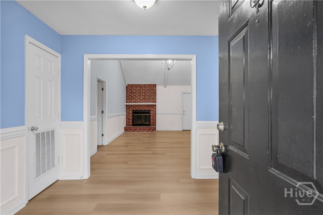 612 Trevor Street Property Photo 2