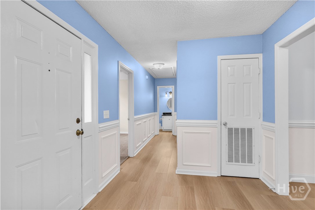 612 Trevor Street Property Photo 3