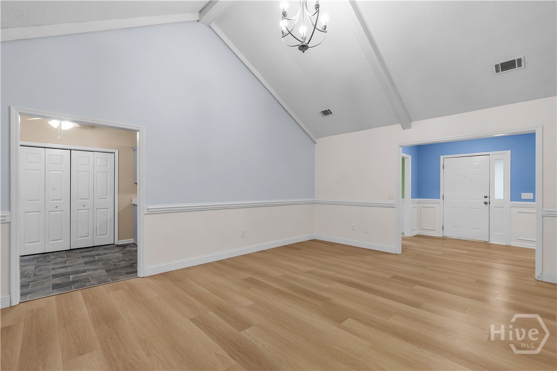 612 Trevor Street Property Photo 5