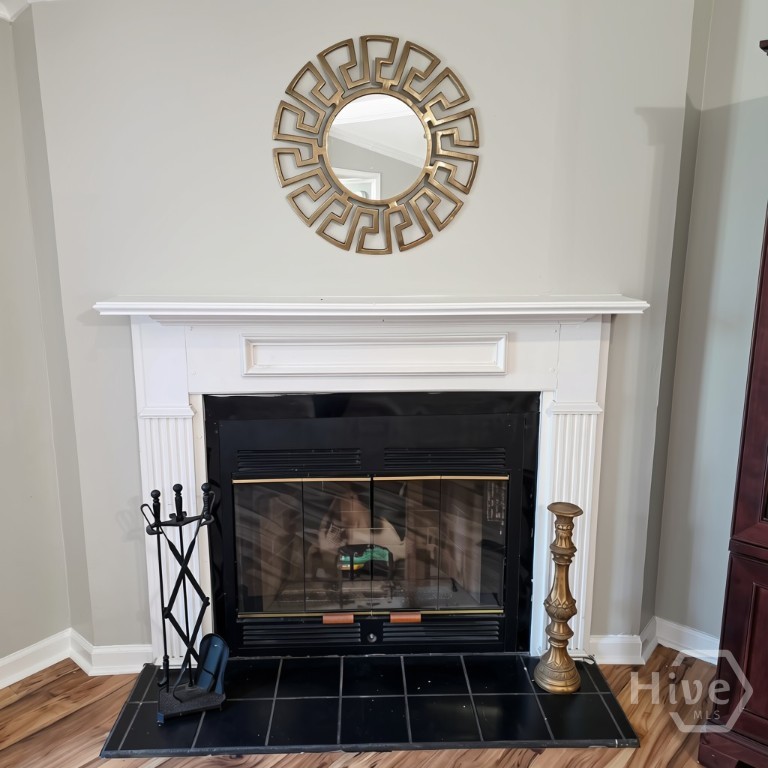 106 Blair Way Property Photo 4
