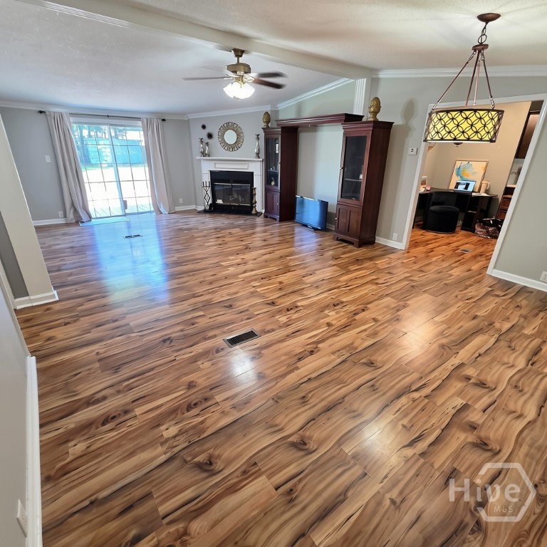 106 Blair Way Property Photo 9