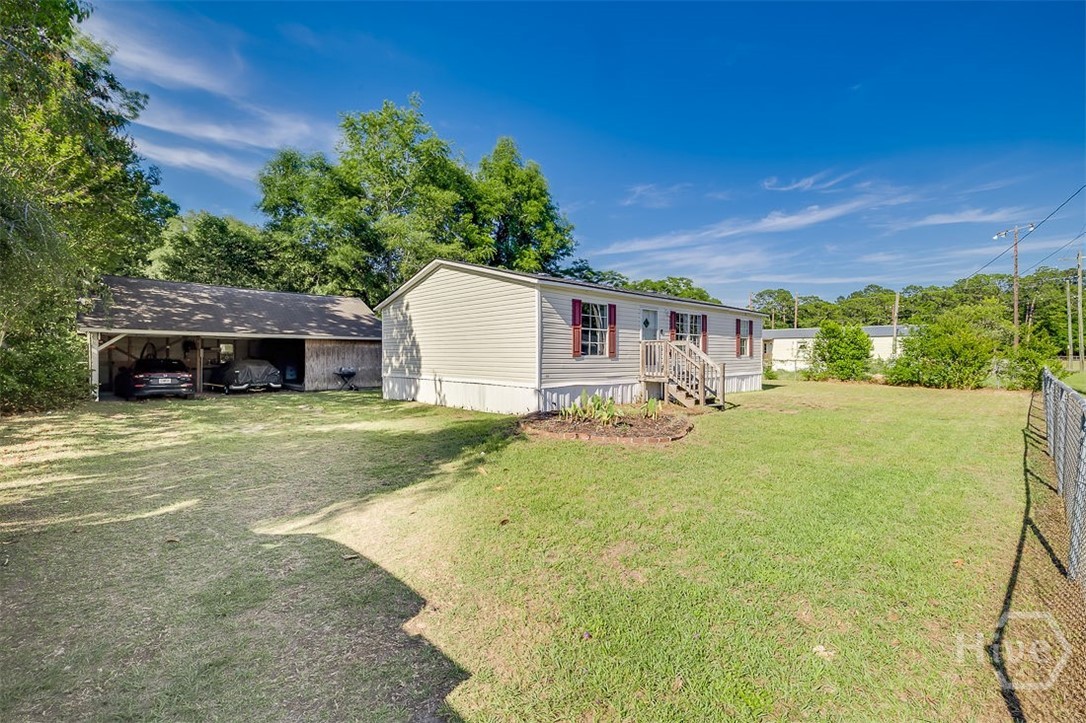 114 Ogeechee Avenue Property Photo 3