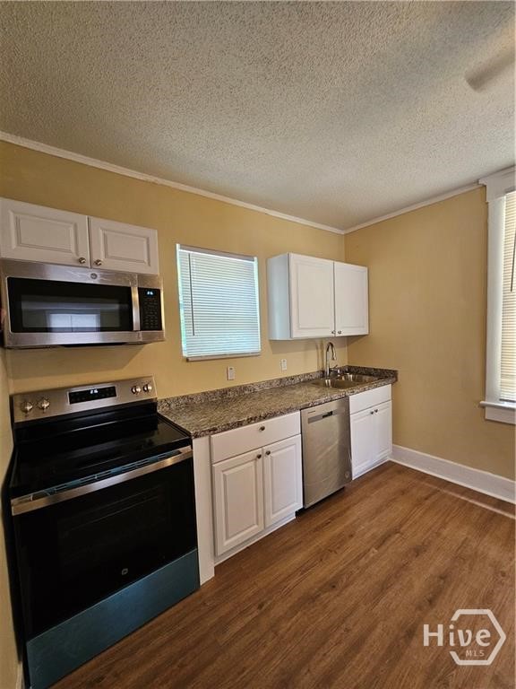 714 W 38th Street Property Photo 14