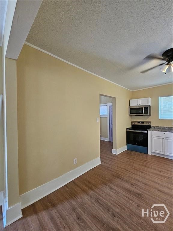 714 W 38th Street Property Photo 18