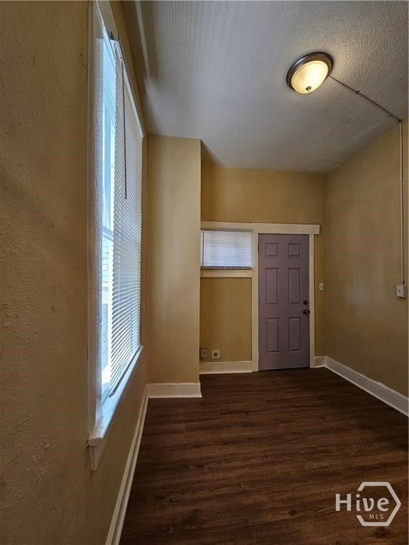 714 W 38th Street Property Photo 20