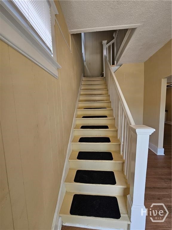 714 W 38th Street Property Photo 25