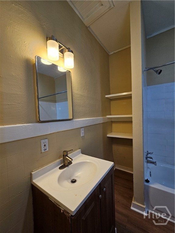714 W 38th Street Property Photo 31