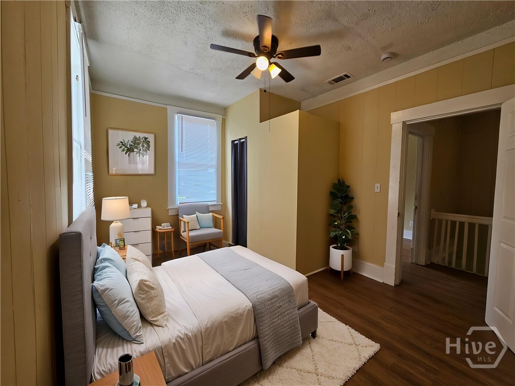 714 W 38th Street Property Photo 36