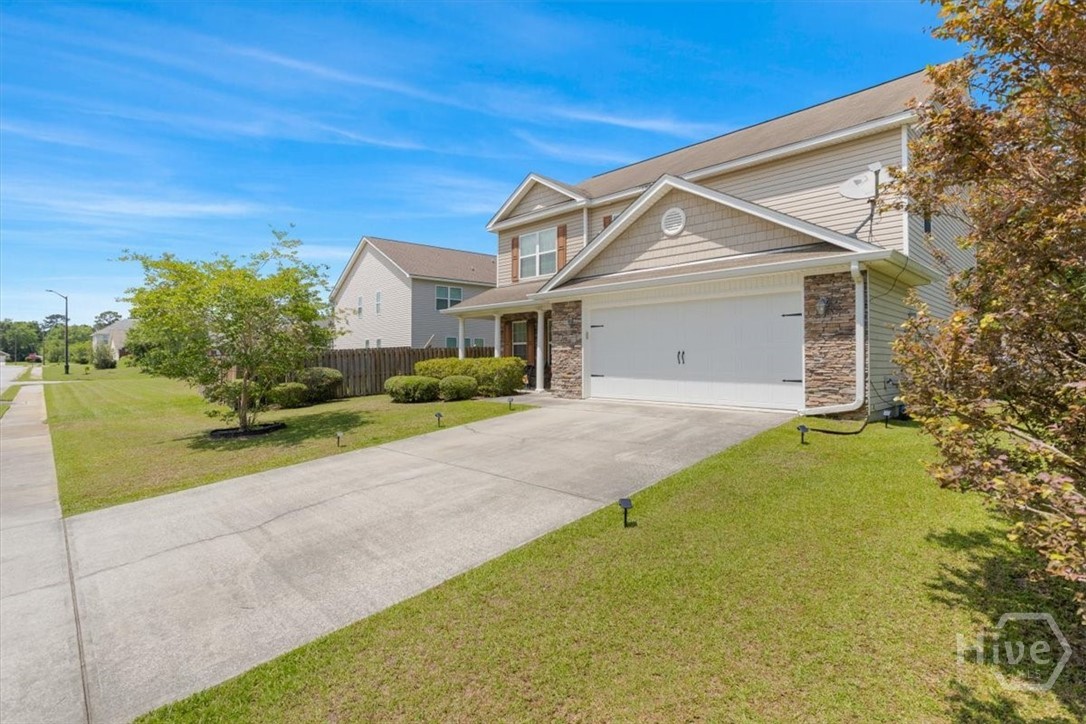 104 Austin Way Property Photo 3