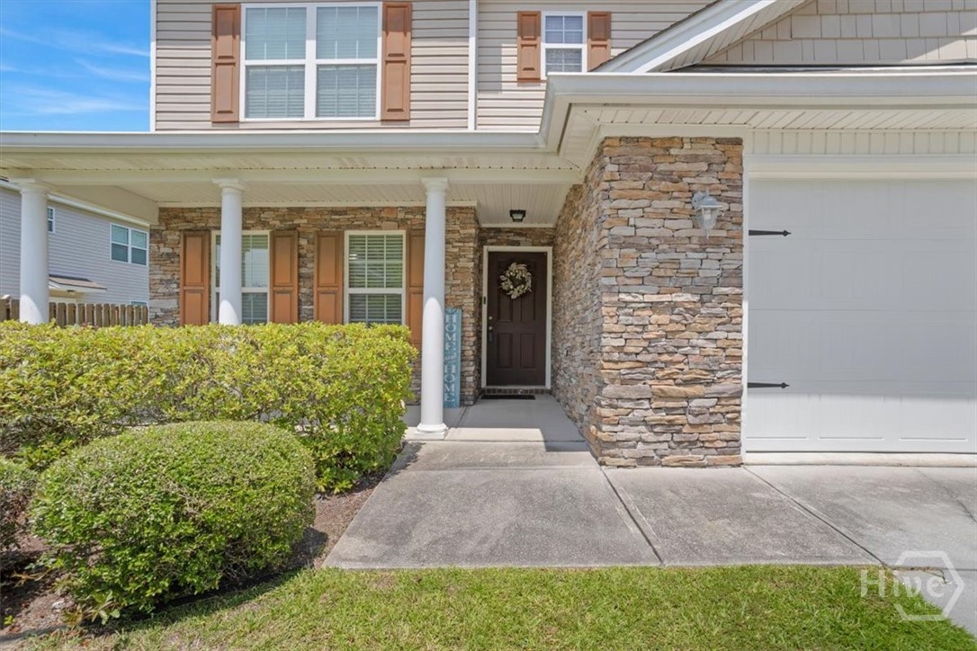 104 Austin Way Property Photo 4