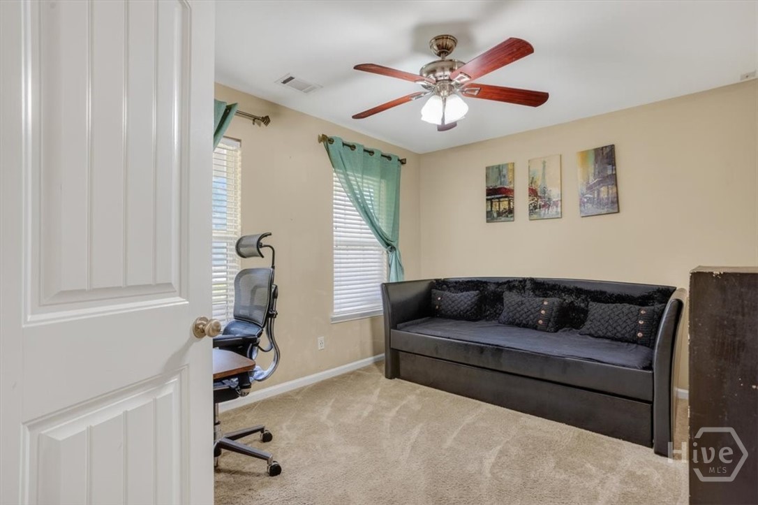104 Austin Way Property Photo 6