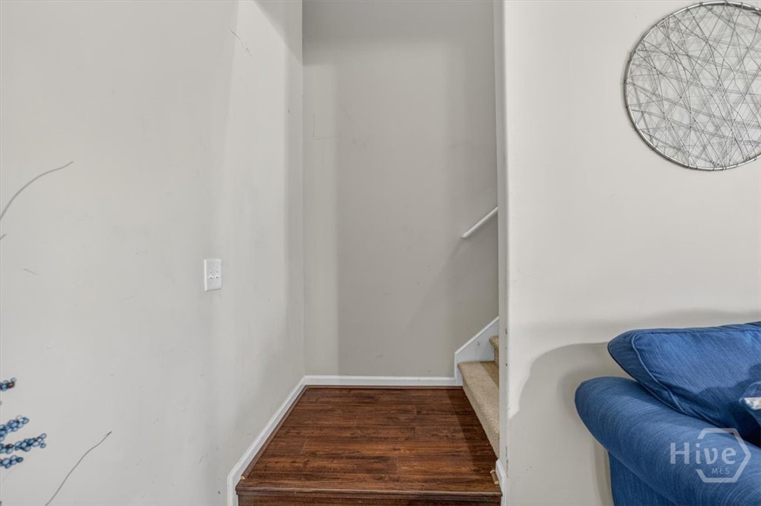 104 Austin Way Property Photo 18