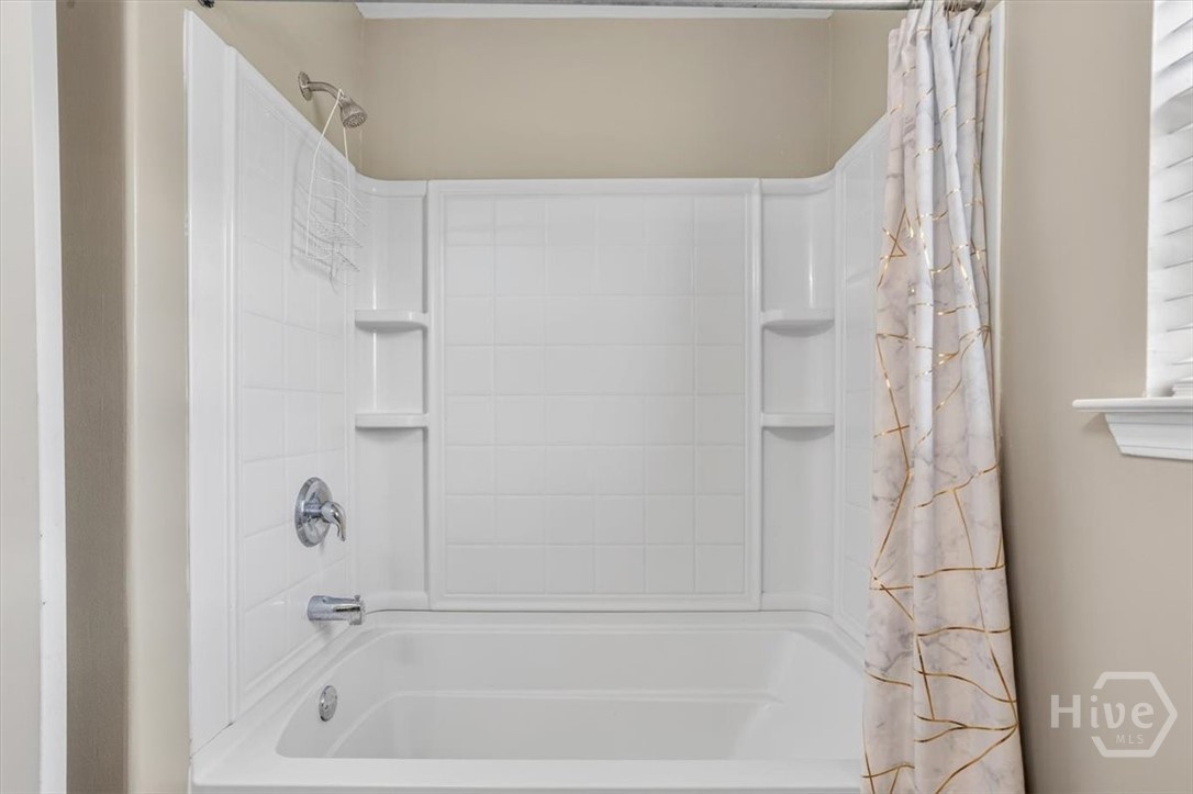 104 Austin Way Property Photo 32