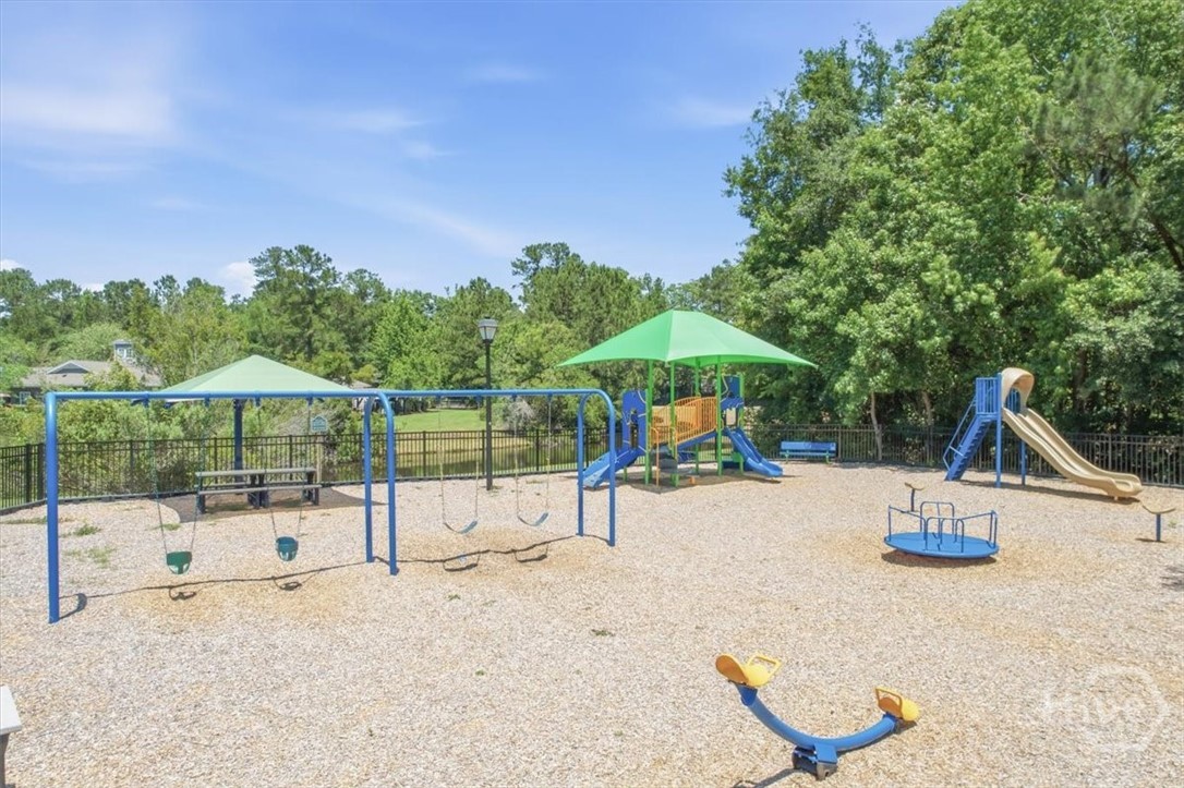 104 Austin Way Property Photo 45