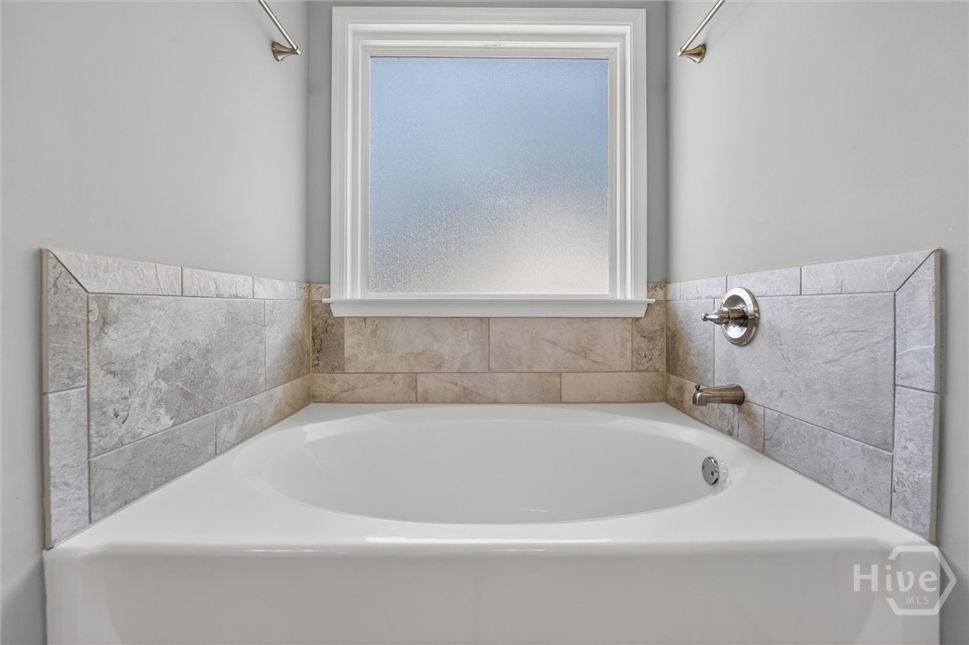 100 Ruby Trail Property Photo 28