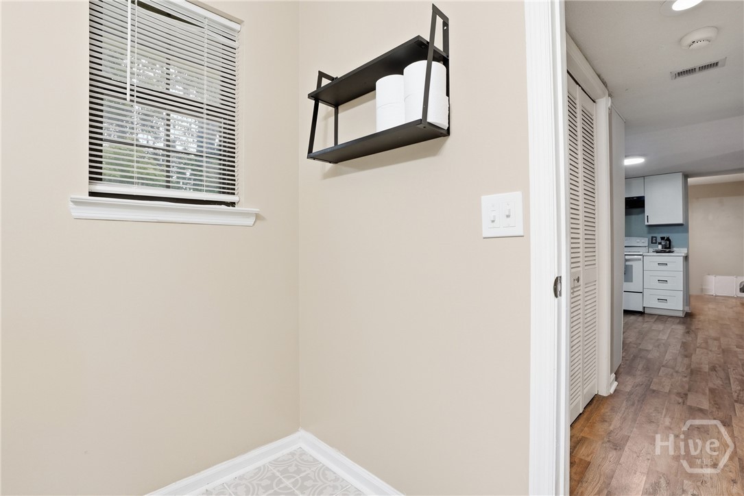 932 Primrose Lane Property Photo 14