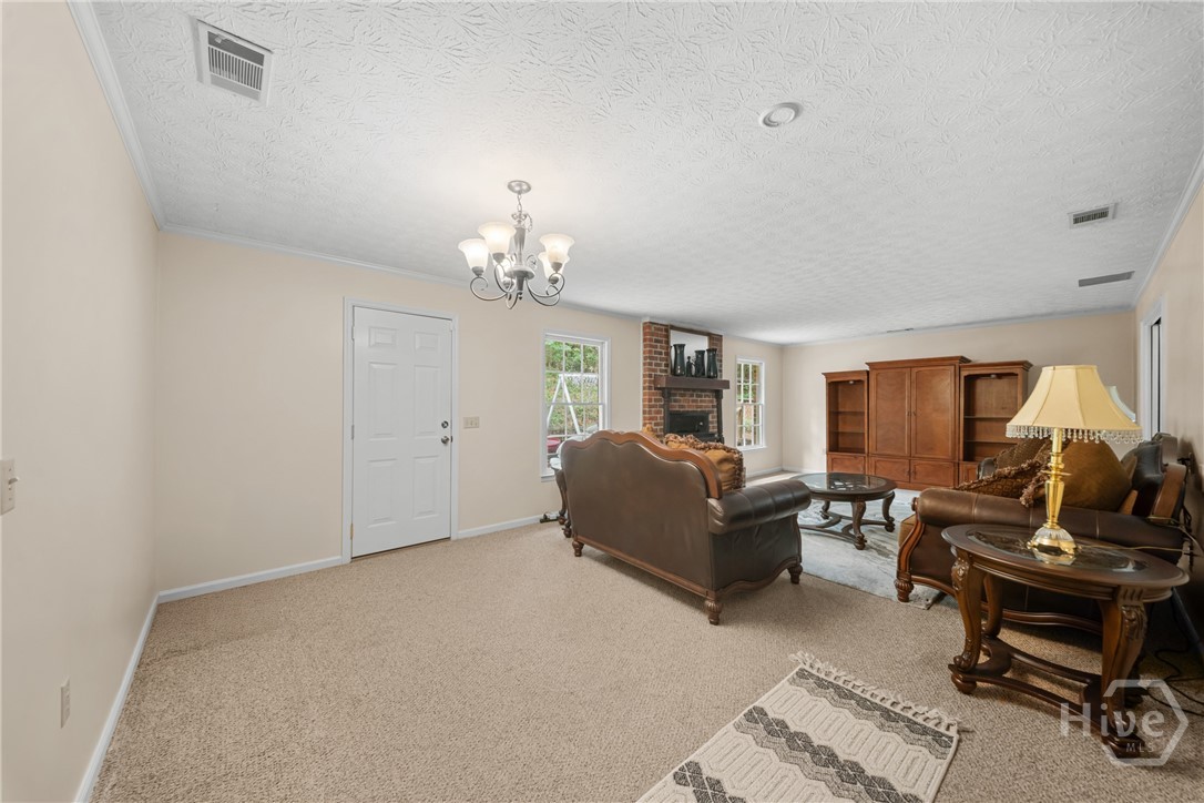 213 Wendwood Drive Property Photo 11