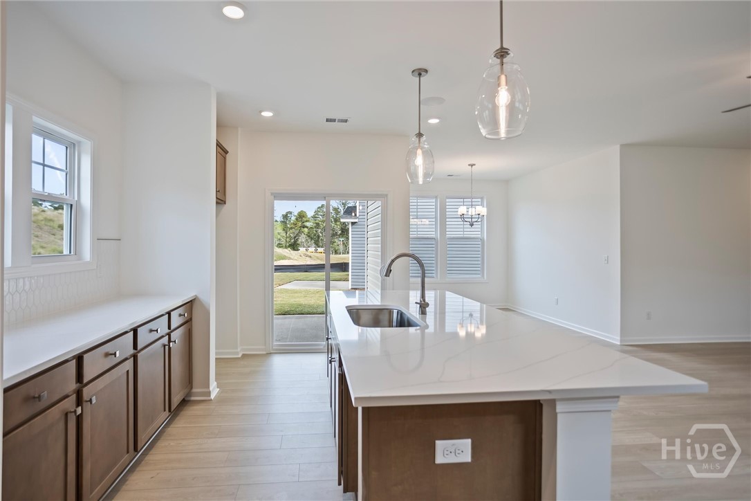 5731 Moncrief Circle Property Photo 8