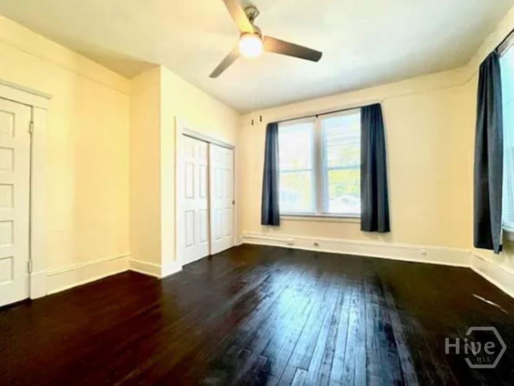 637 E 39th Street Property Photo 24