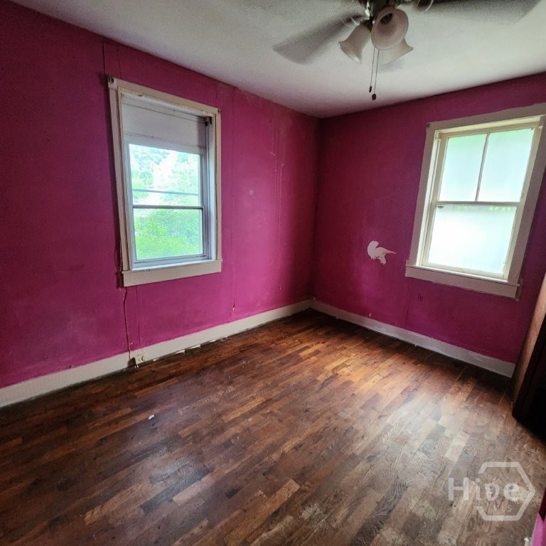 908 Bowden Street Property Photo 9