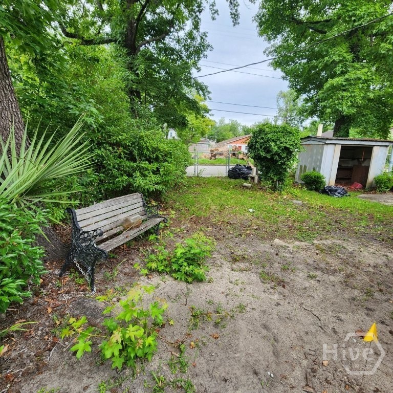 908 Bowden Street Property Photo 11