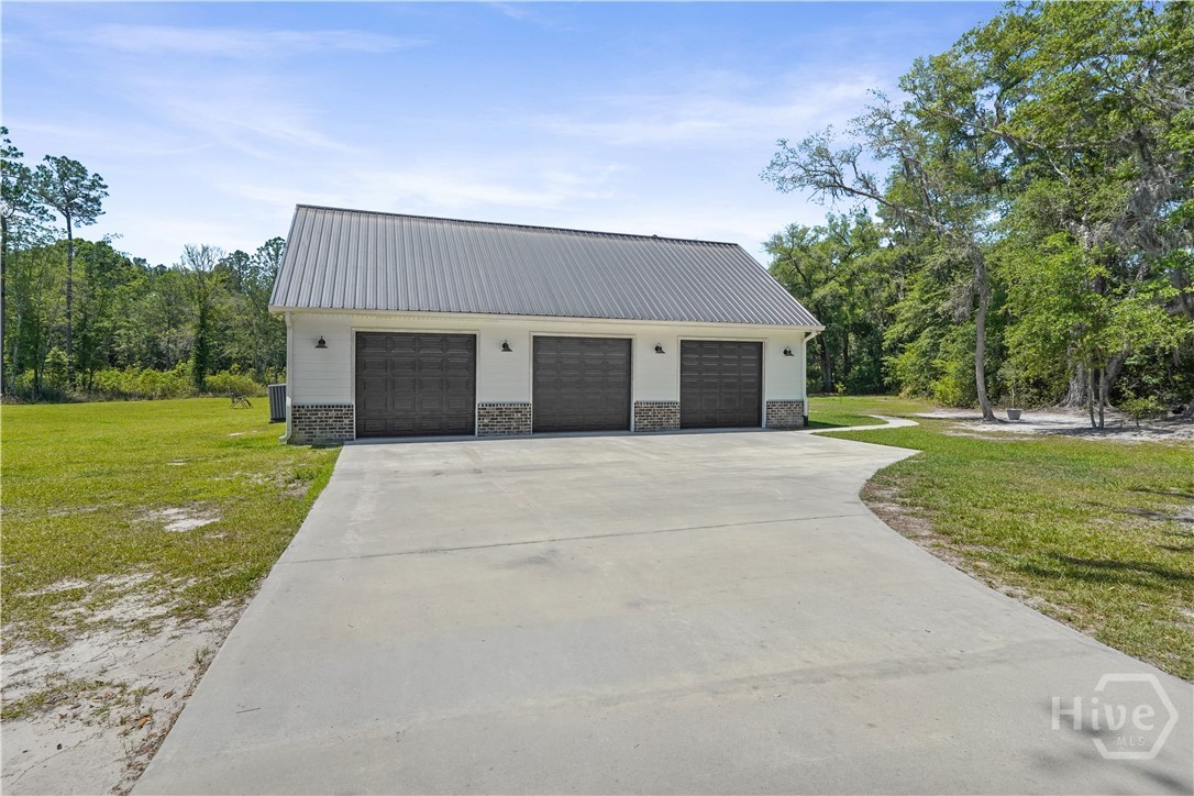 419 Faithland Drive Property Photo 10
