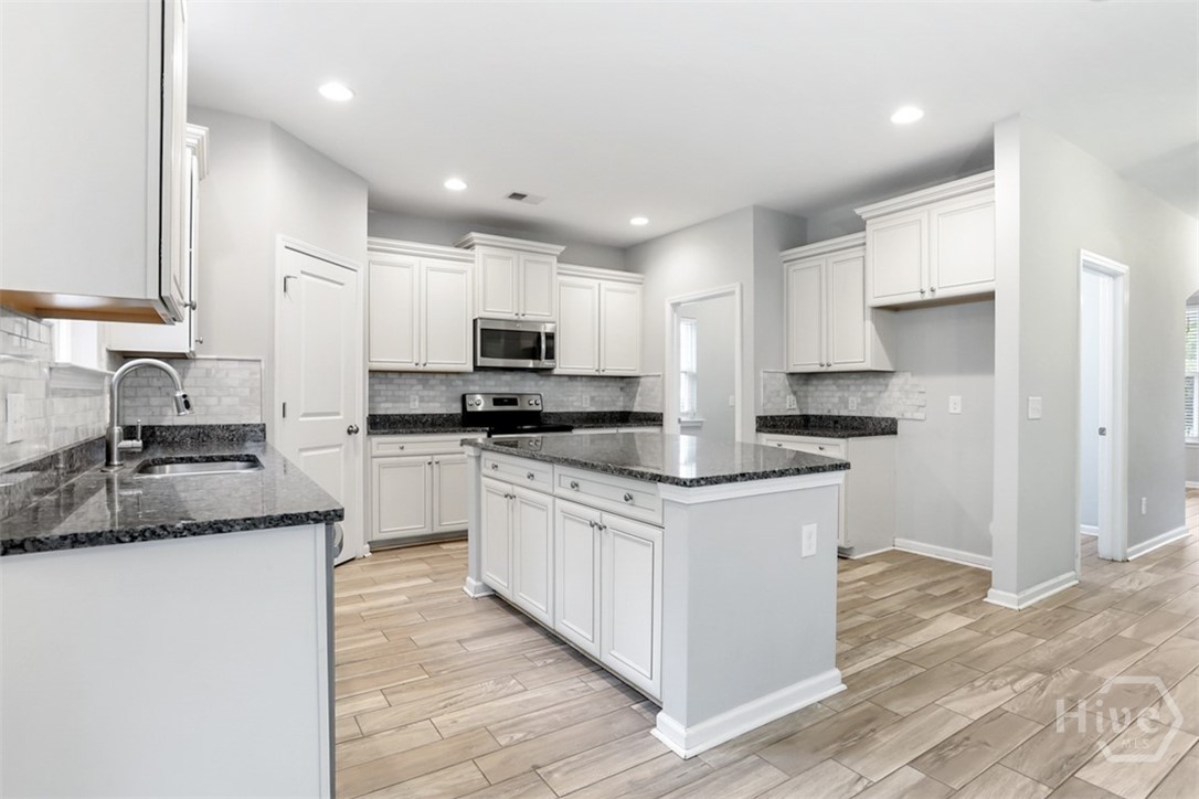 2688 Garden Hills Loop Property Photo 8