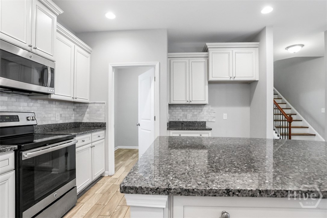 2688 Garden Hills Loop Property Photo 10