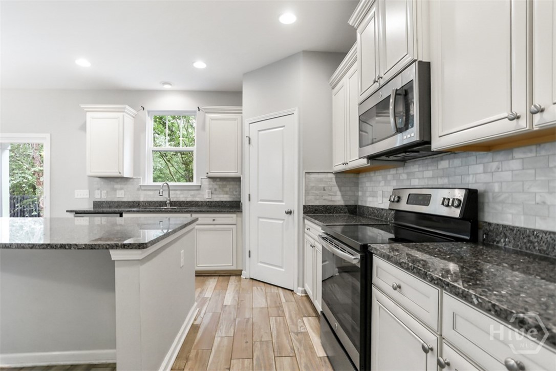 2688 Garden Hills Loop Property Photo 11