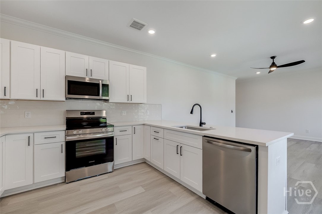 1615 Le Grand Street Property Photo 11