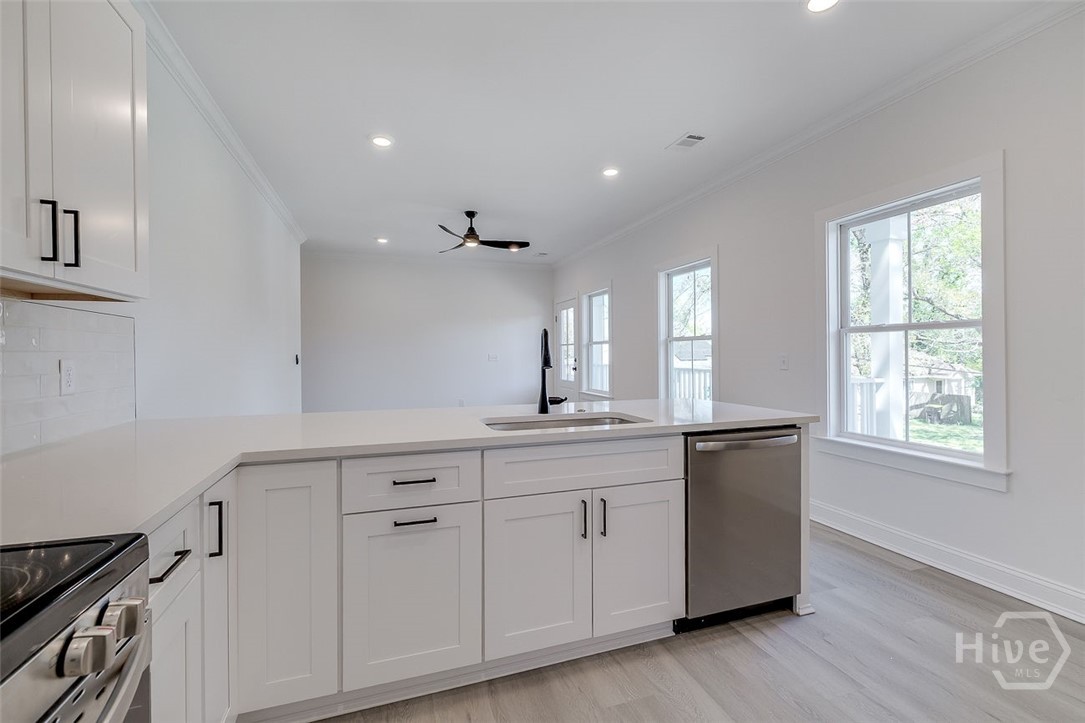 1615 Le Grand Street Property Photo 14