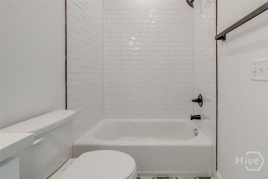 1615 Le Grand Street Property Photo 17