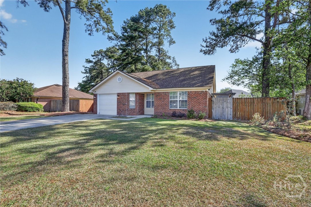 117 Longleaf Circle Property Photo 2