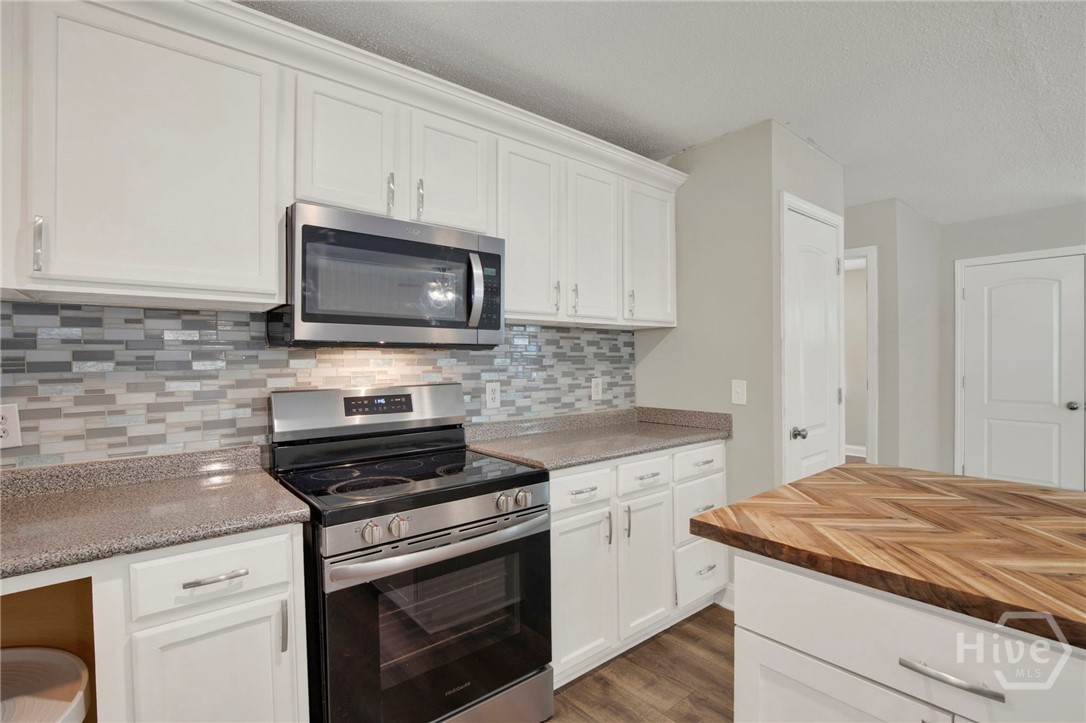 700 Thornwood Way Property Photo 15