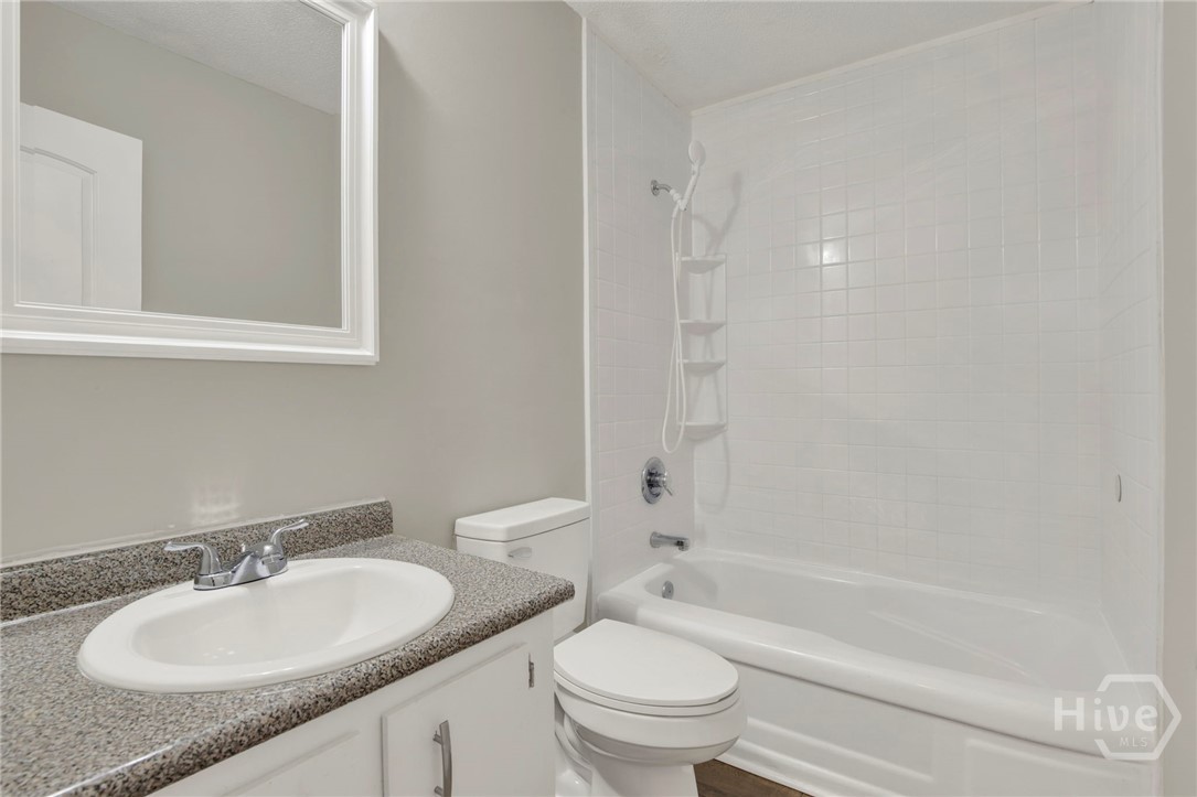 700 Thornwood Way Property Photo 24