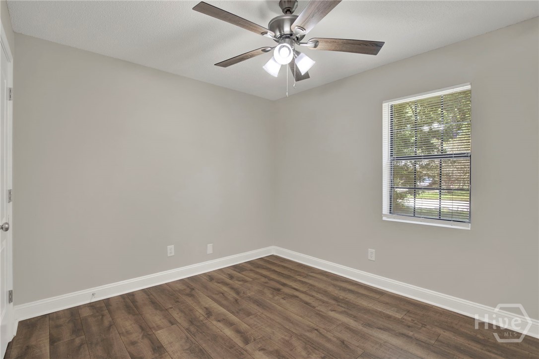 700 Thornwood Way Property Photo 25