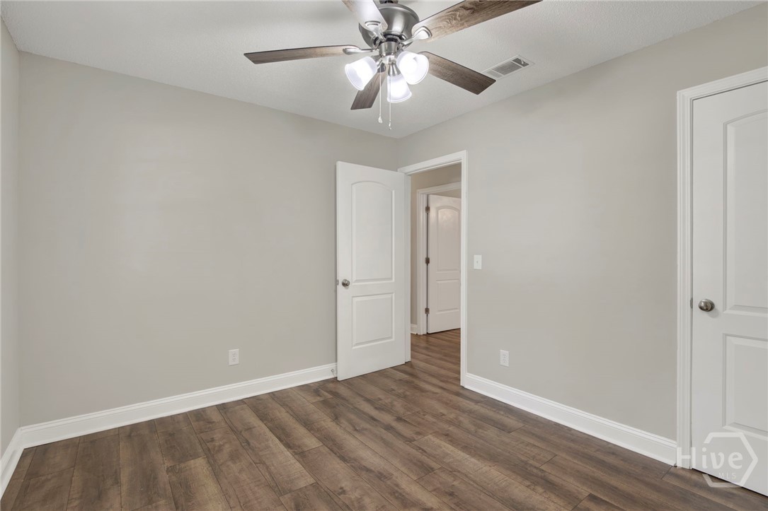 700 Thornwood Way Property Photo 26