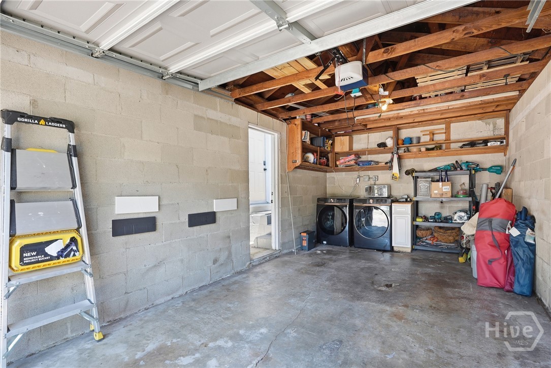 801 E 37th Street Property Photo 27
