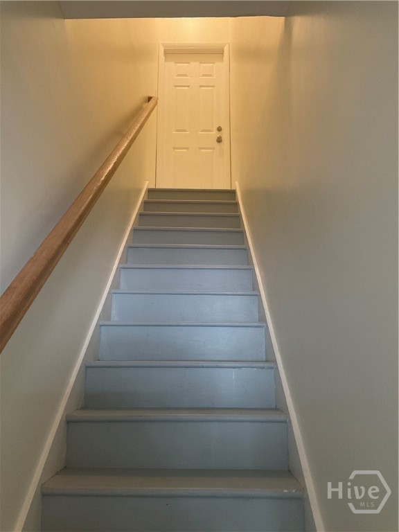 722 Waters Avenue B Property Photo 4