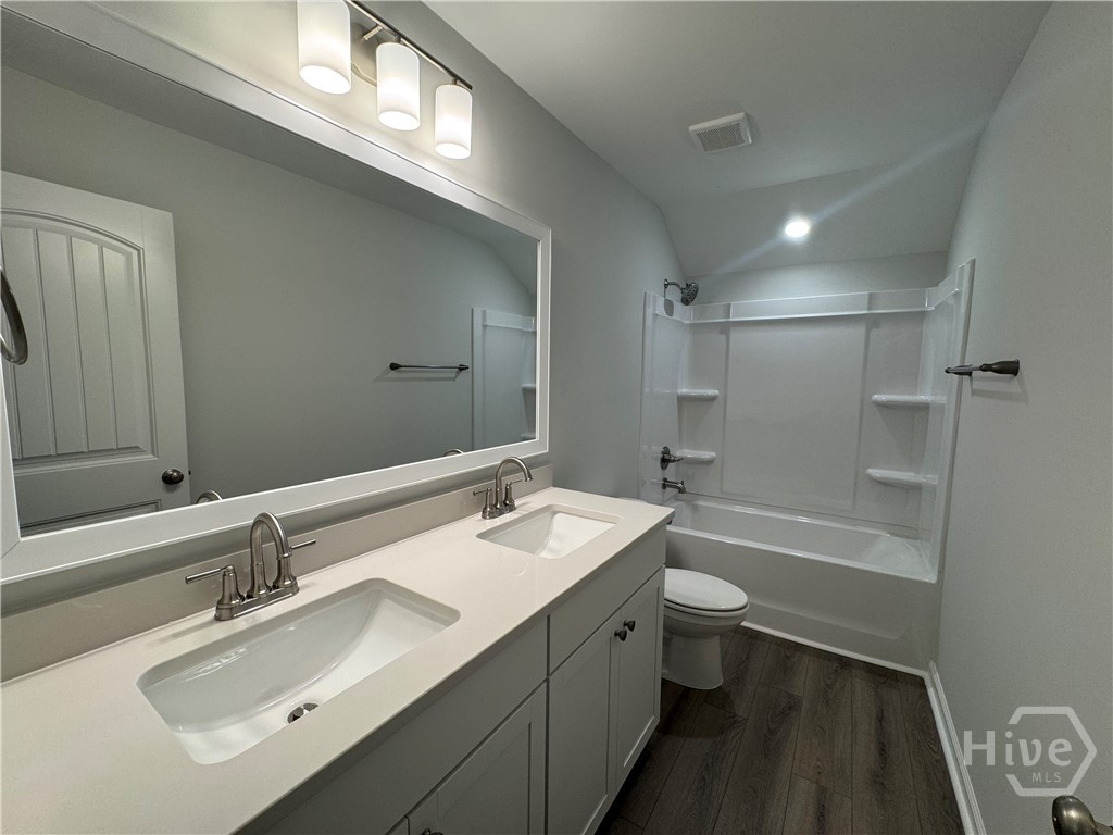 104 Goldeneye Drive Property Photo 7