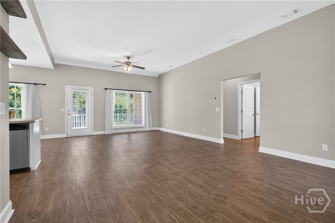 214 Dewpoint Drive Property Photo 28