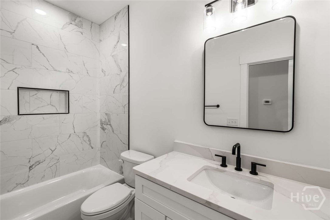 1410 Le Grand Street Property Photo 10