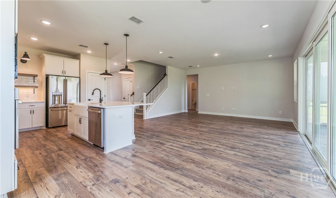 177 Mage Street Property Photo 6
