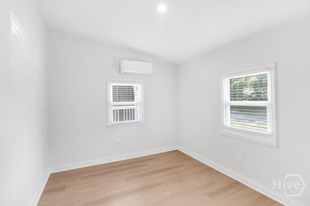 127 Hibiscus Avenue Property Photo 5