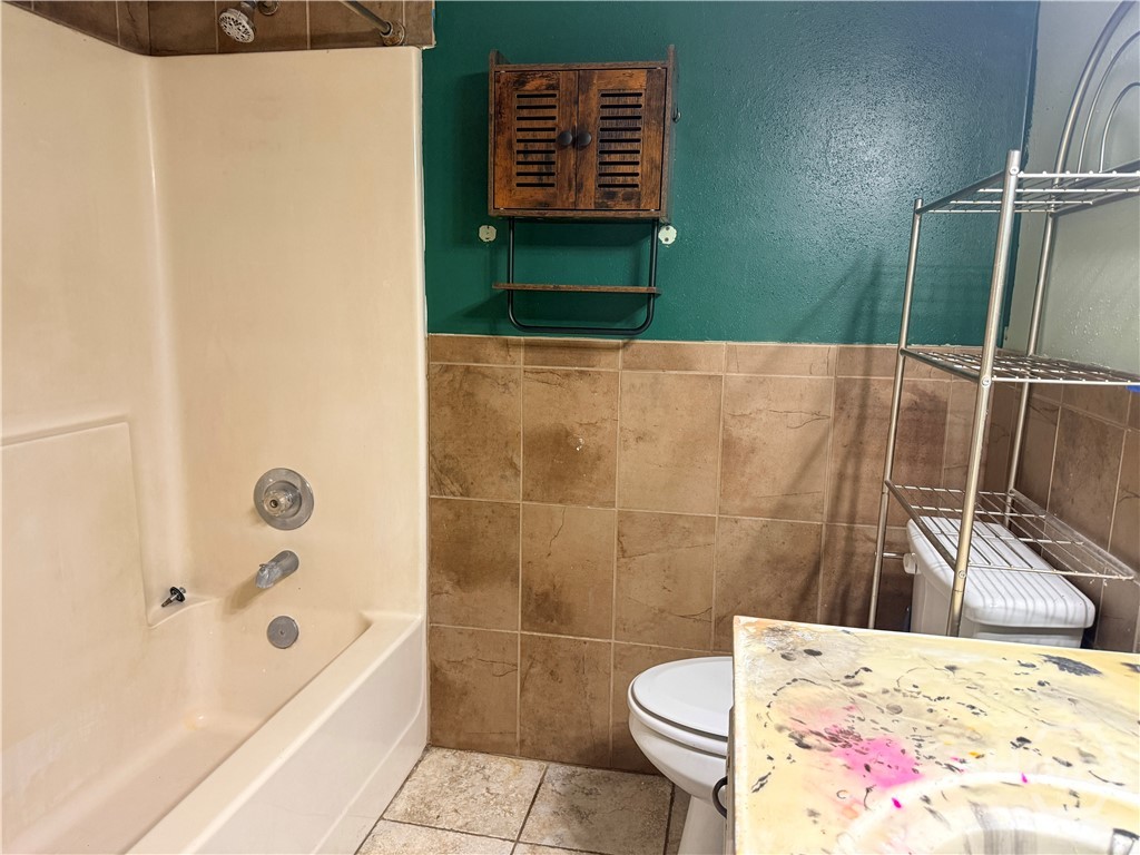 140 Lanier Drive 199 Property Photo 6