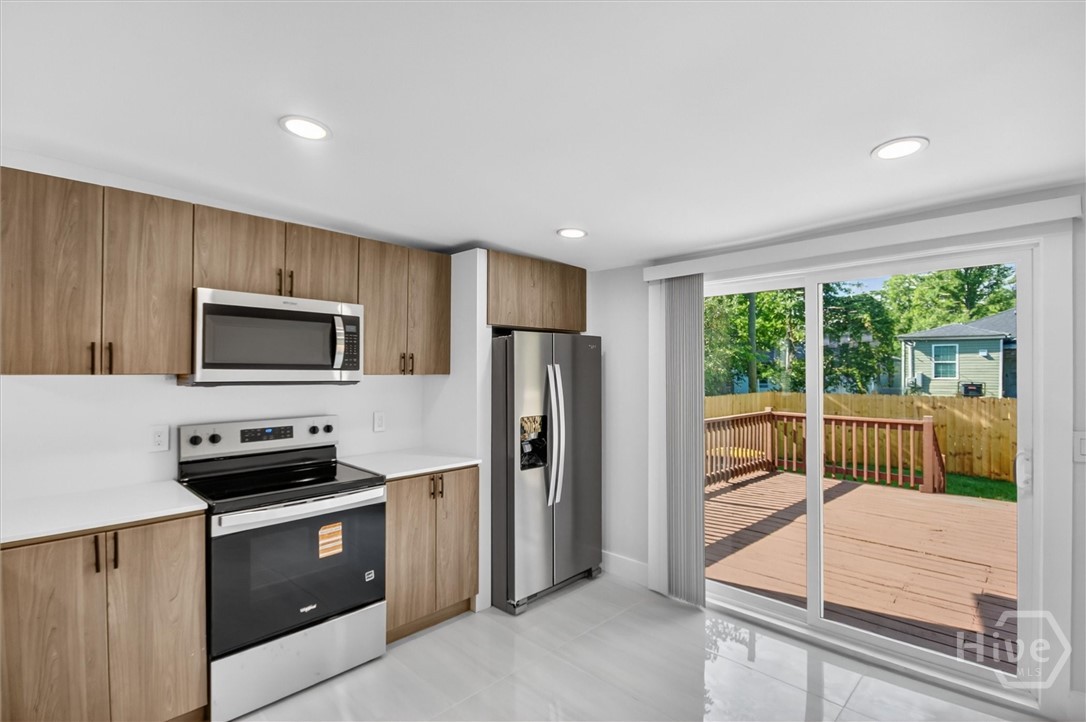 1011 Richards Street Property Photo 10