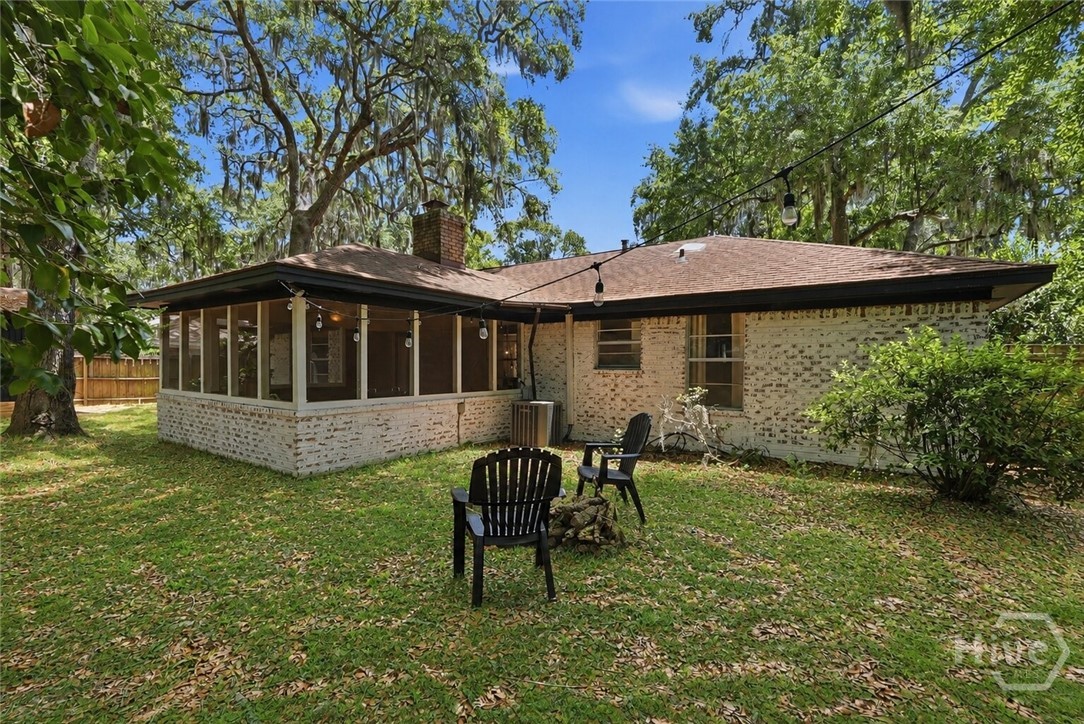 607 Leaning Oaks Drive Property Photo 21