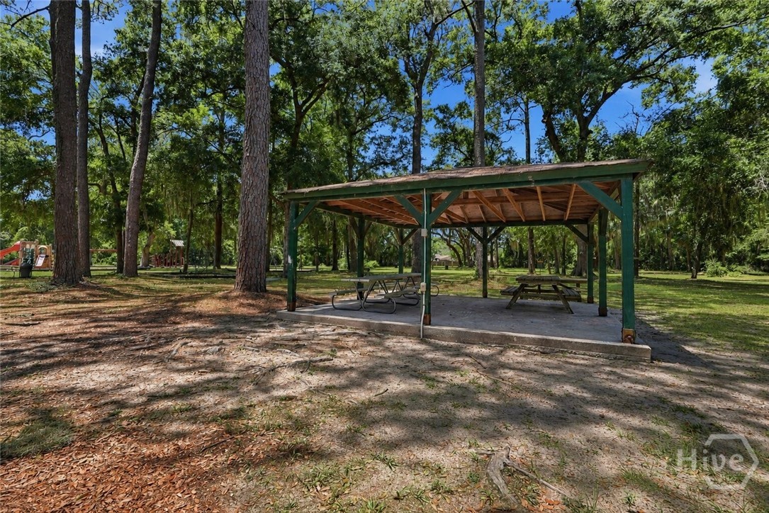 607 Leaning Oaks Drive Property Photo 27