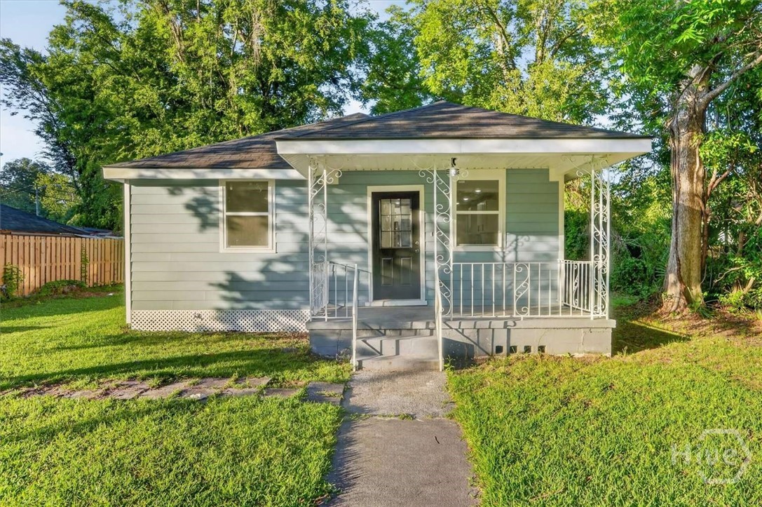 1329 E 33rd Street Property Photo 2